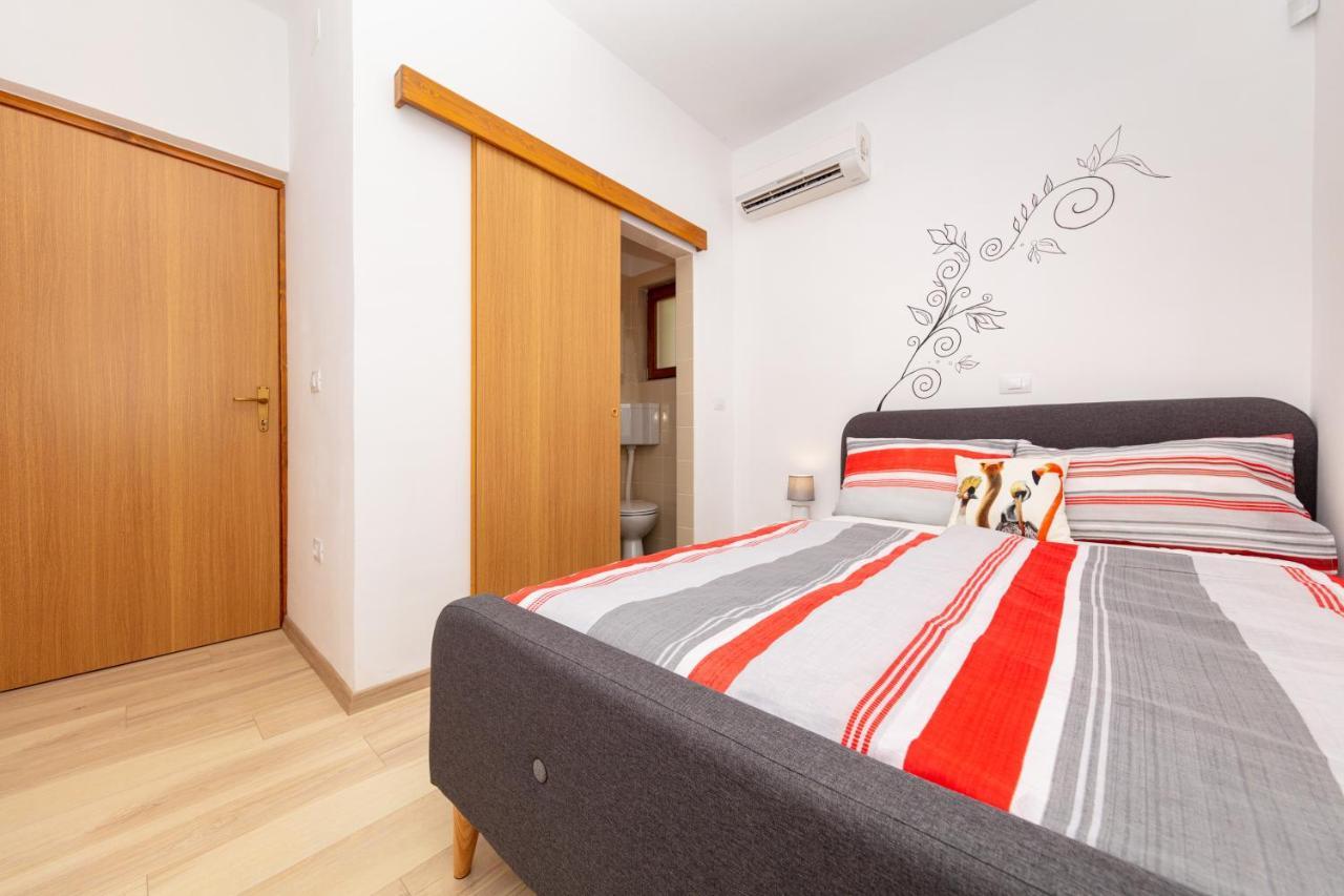 Al Pino Blue Property Premantura Zewnętrze zdjęcie